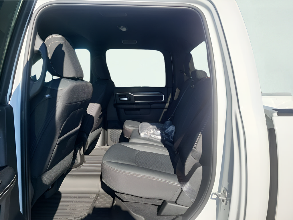 New 2026 RAM 2500 Big Horn AWD/4WD image 17