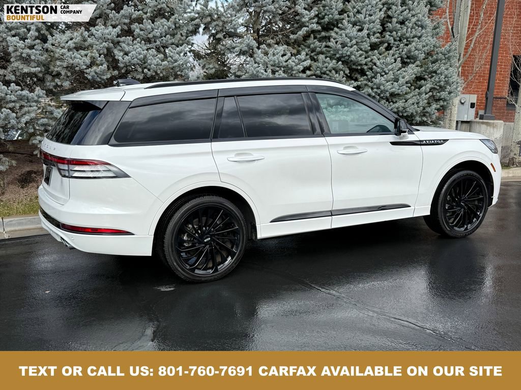 Used 2025 Lincoln Aviator Reserve w/ Equipment Group 201A image 9