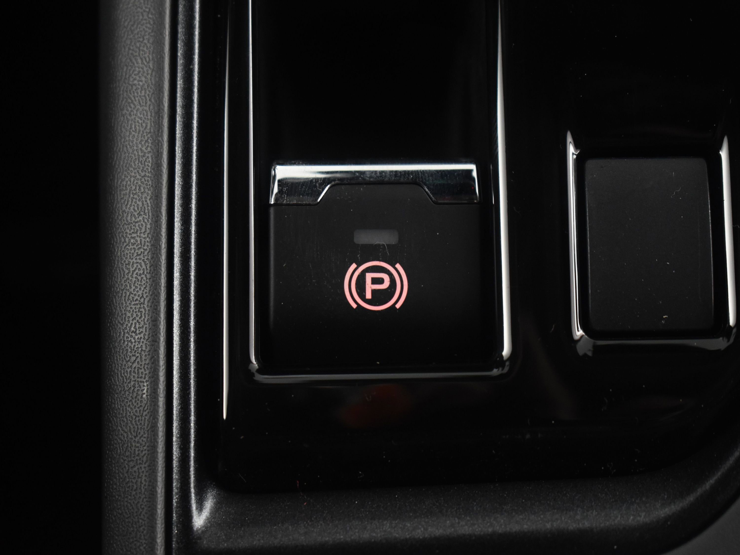 Certified 2025 Subaru Crosstrek 2.5i Limited w/ Popular Package #3A image 27