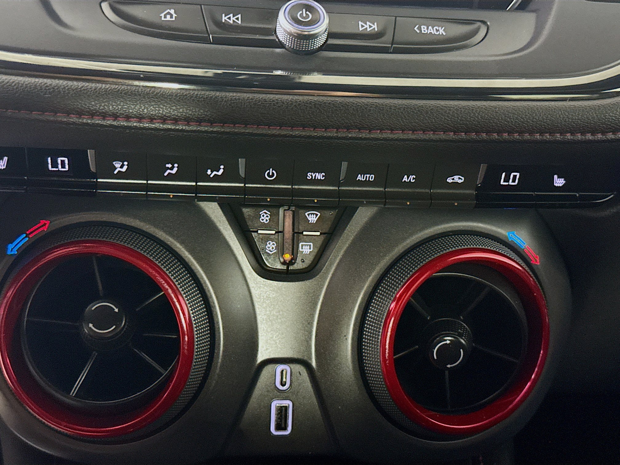 Used 2020 Chevrolet Blazer RS FWD image 17