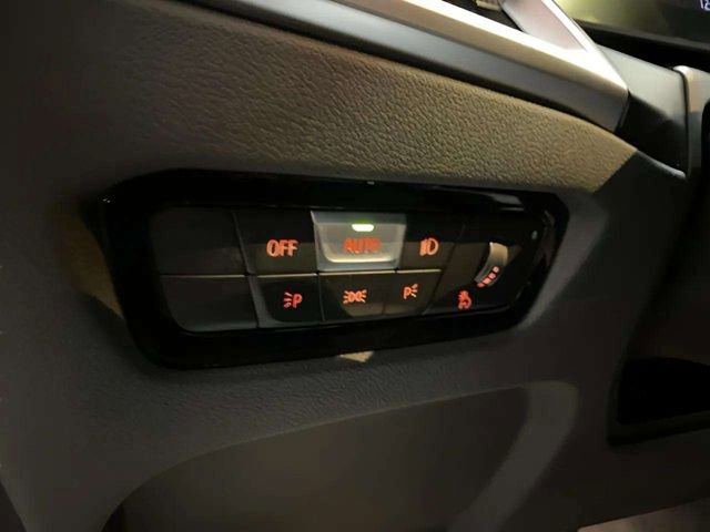 Used 2025 BMW i4 xDrive40i w/ Parking Assistance Package image 39