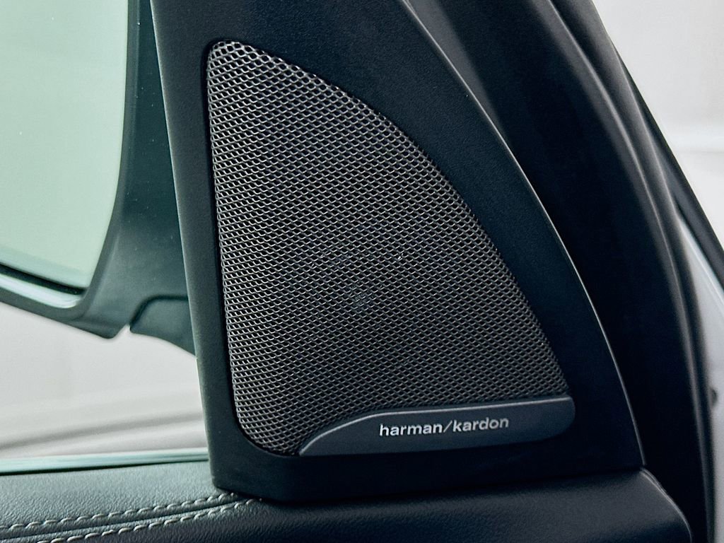 Certified 2024 BMW X5 xDrive40i w/ Premium Package image 19