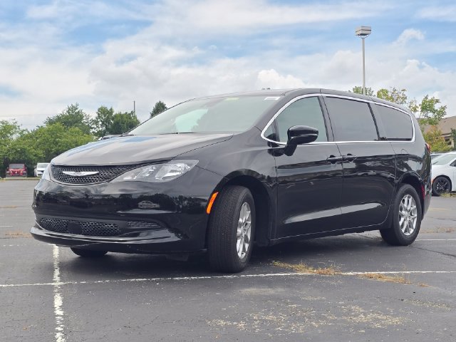 New 2027 Chrysler Pacifica LX FWD image 21