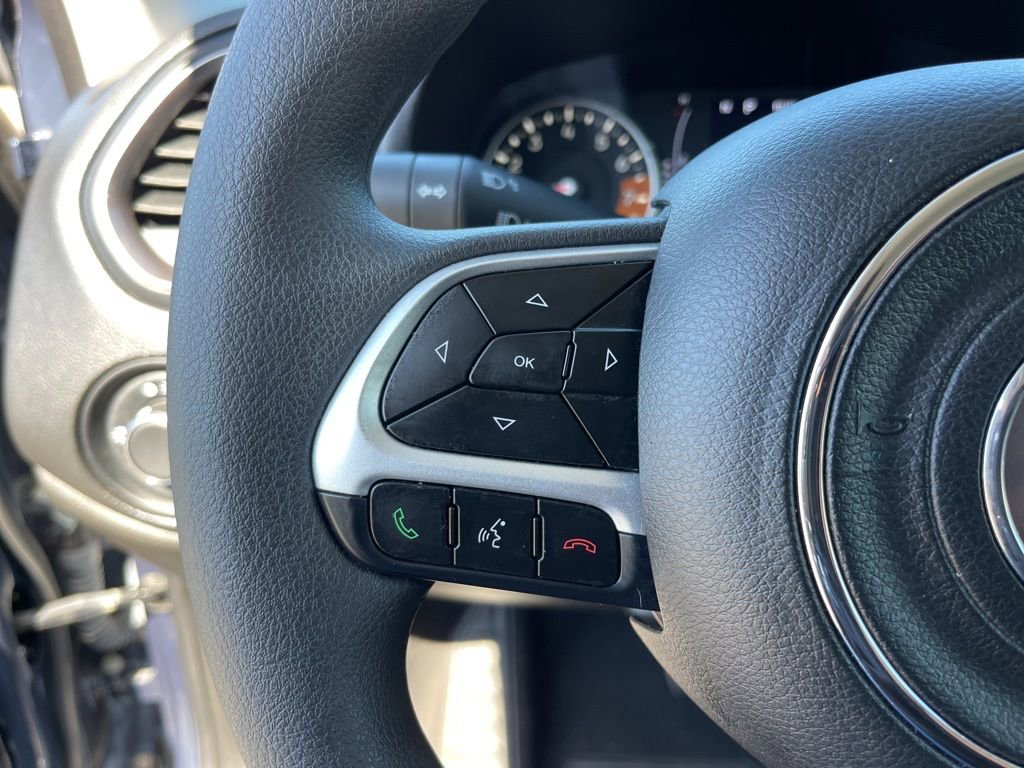 Certified 2023 Jeep Renegade Latitude image 17