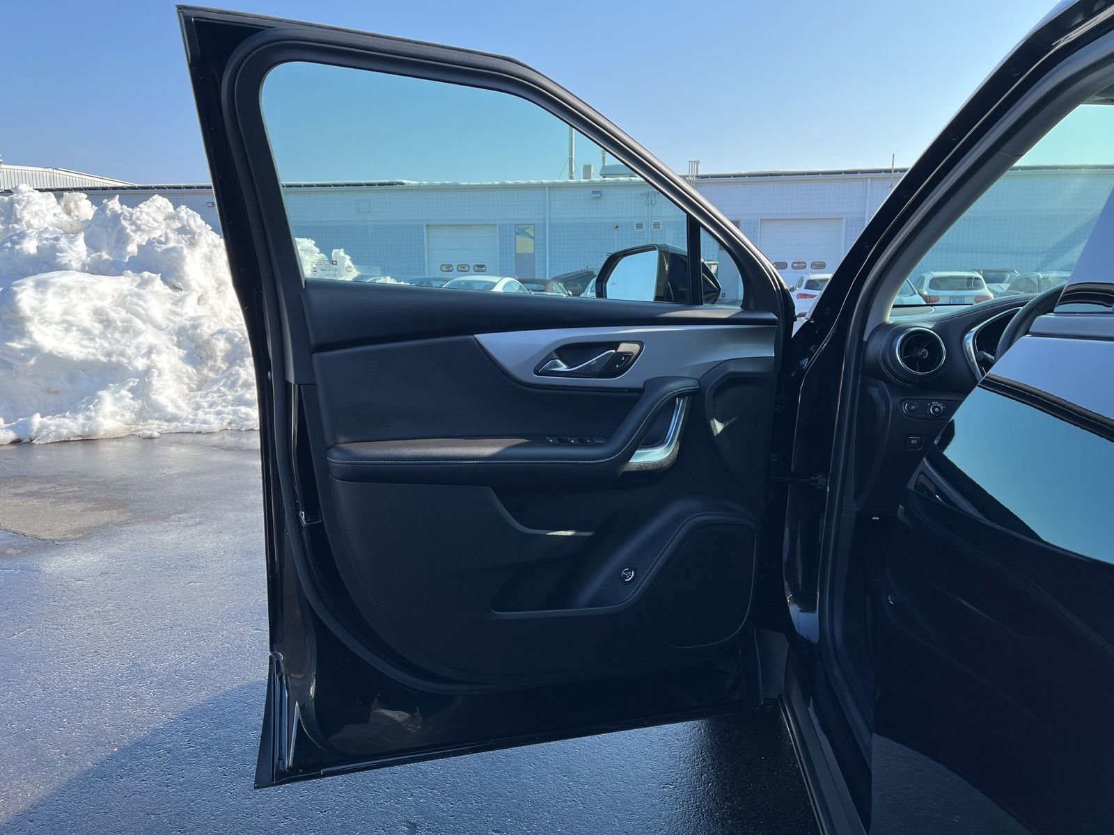 New 2025 Chevrolet Blazer LT w/ Convenience Package AWD/4WD image 19