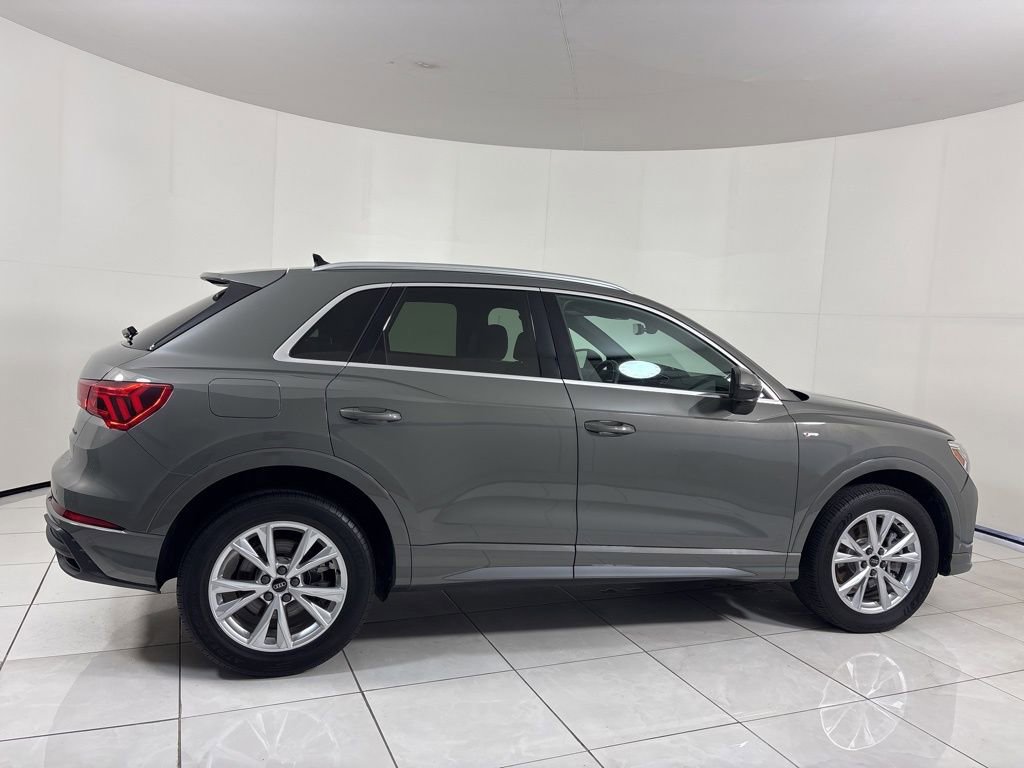 Used 2023 Audi Q3 2.0T Premium AWD/4WD image 6