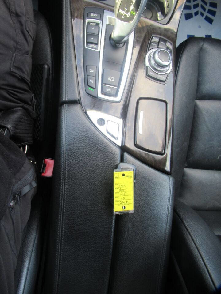 Used 2013 BMW 528i xDrive Sedan image 23