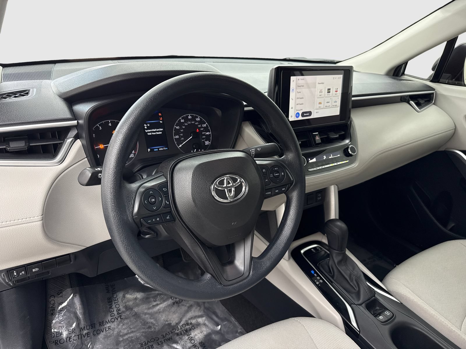 Used 2024 Toyota Corolla Cross L FWD image 18