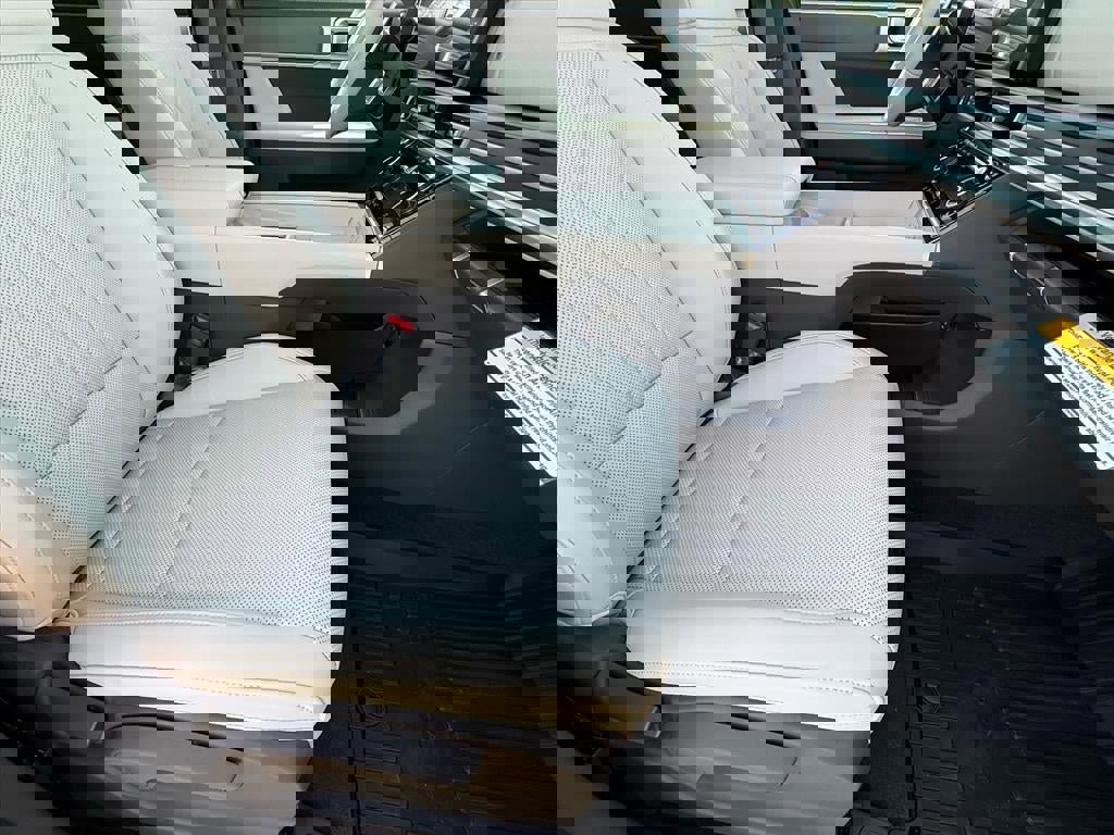 New 2026 Hyundai Santa Fe SEL FWD image 10