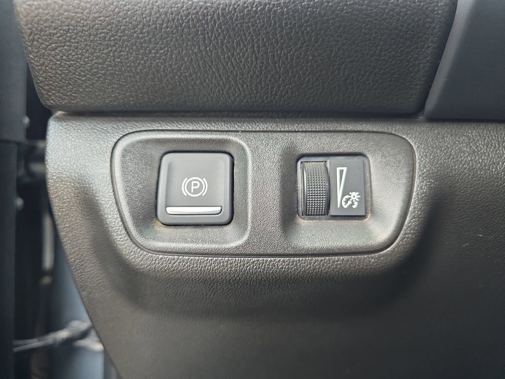 Used 2023 GMC Acadia AT4 AWD/4WD image 27