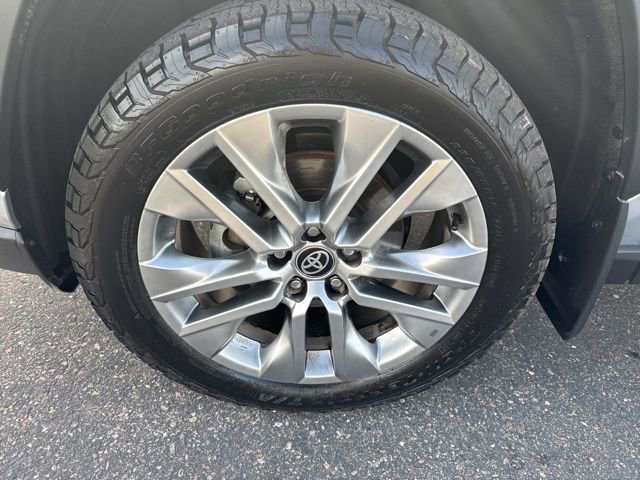 Used 2024 Toyota RAV4 XLE Premium w/ Weather Package AWD/4WD image 10