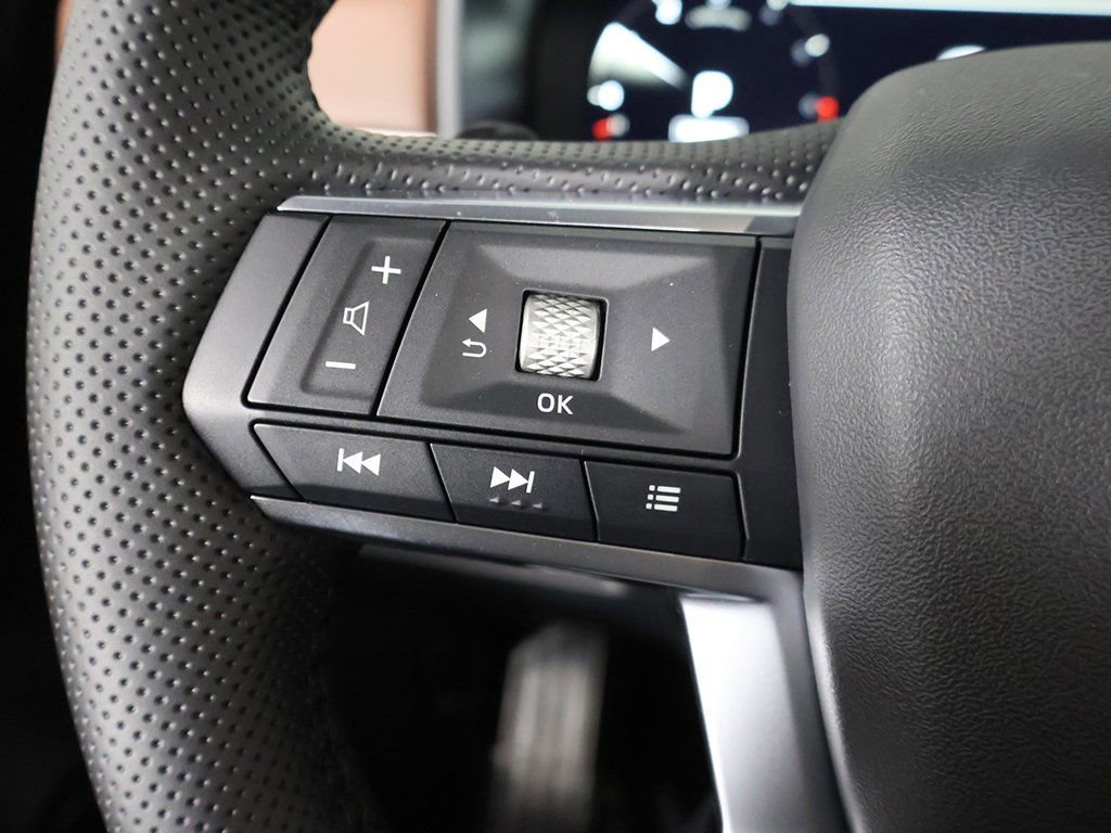 New 2025 Mitsubishi Outlander SEL image 46