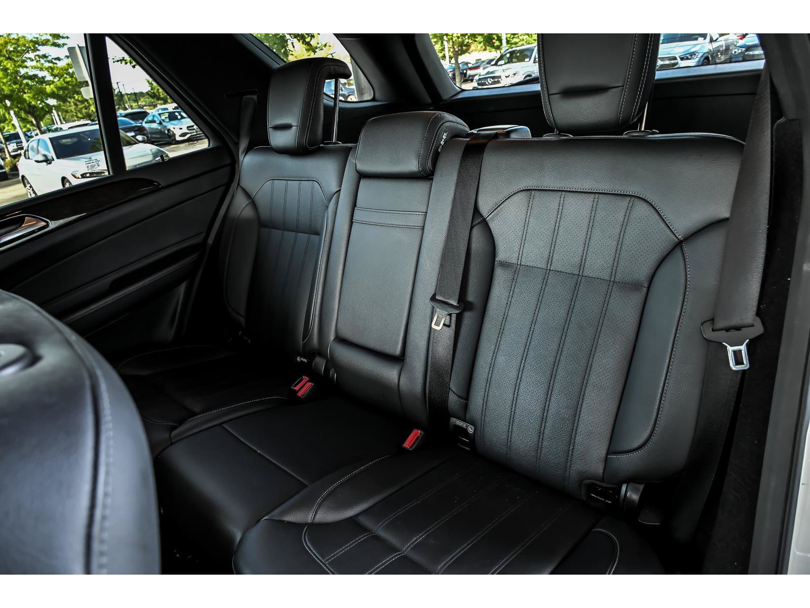 Used 2019 Mercedes-Benz GLE 400 4MATIC image 16