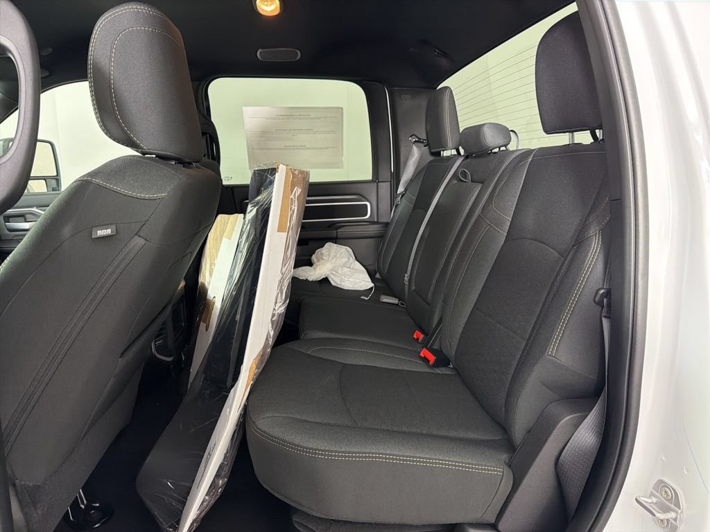 New 2026 RAM 2500 Big Horn AWD/4WD image 31