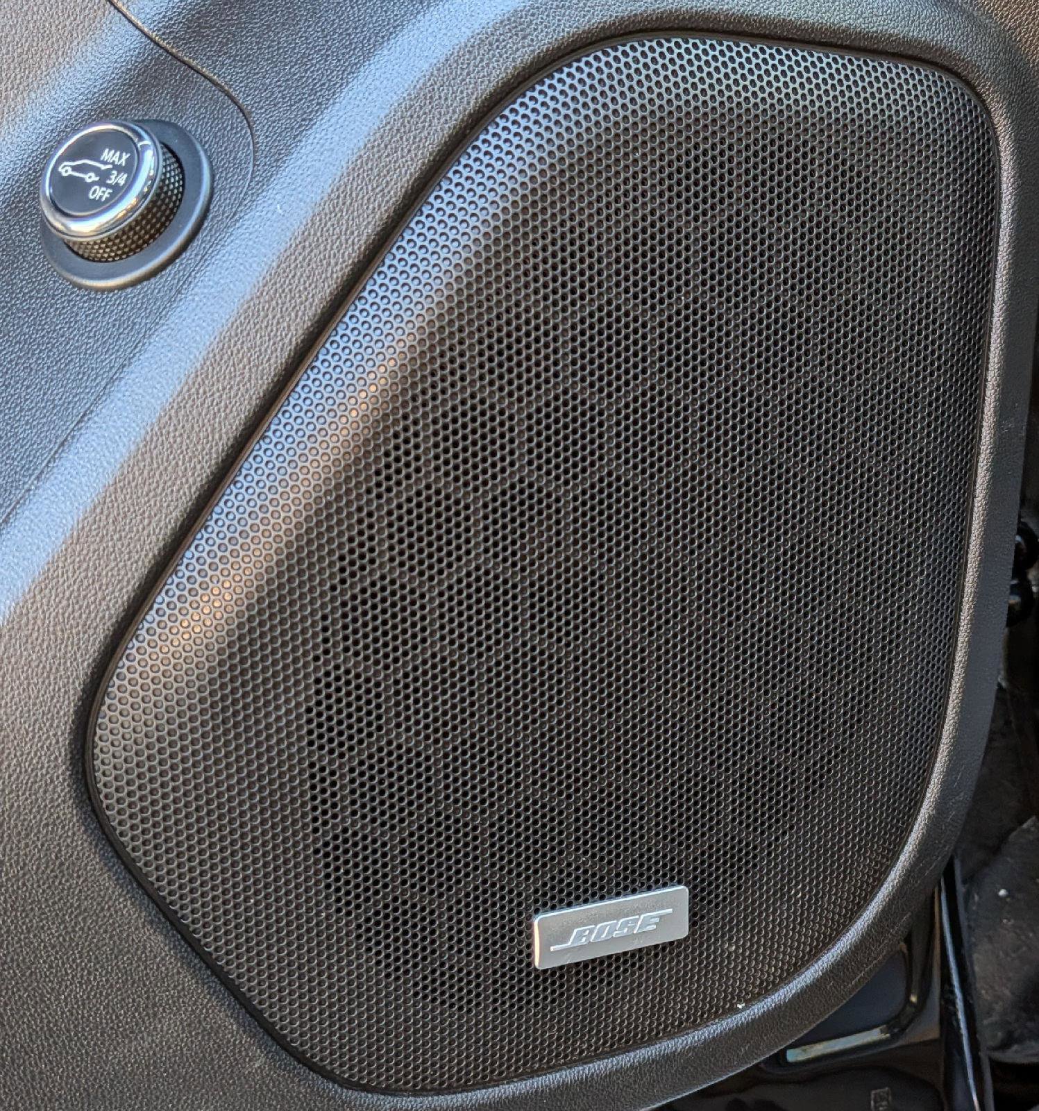 Used 2023 GMC Acadia AT4 w/ Preferred Package AWD/4WD image 15