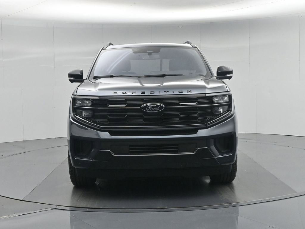 Used 2025 Ford Expedition Platinum w/ Stealth Appearance Package image 30