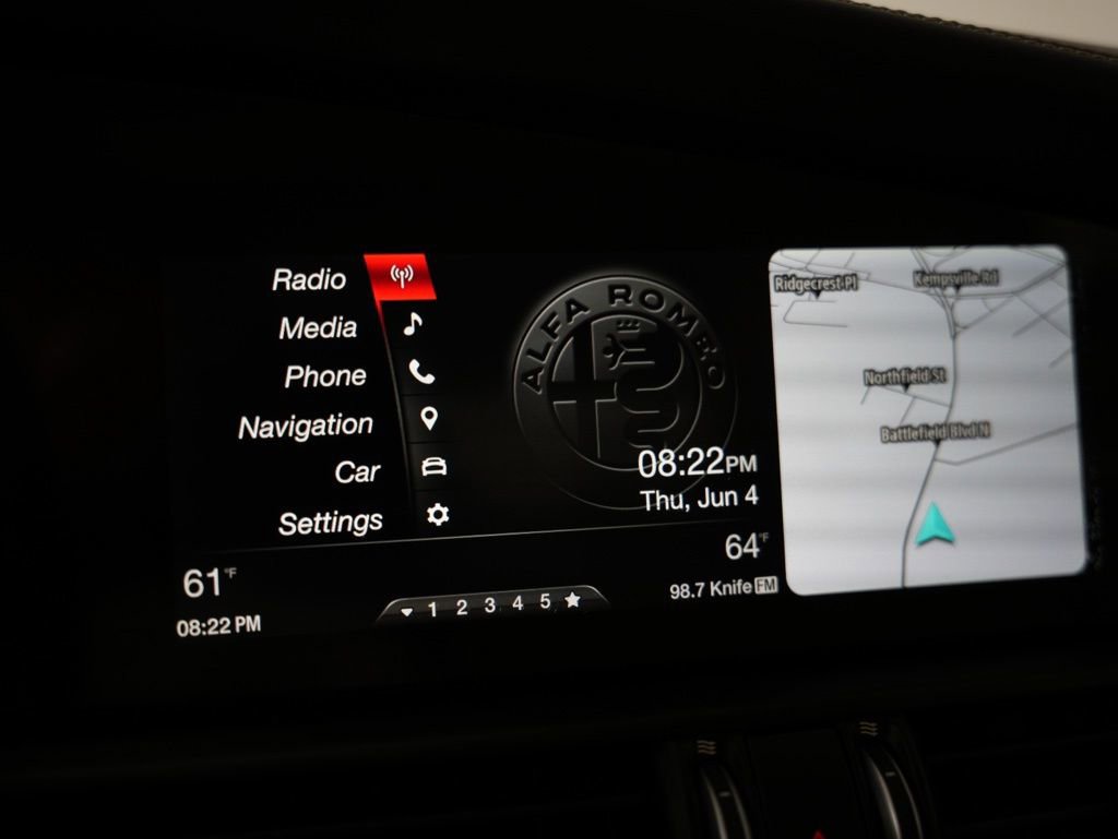 Used 2018 Alfa Romeo Giulia Ti w/ Quick Order Package 22X Lusso AWD/4WD image 21