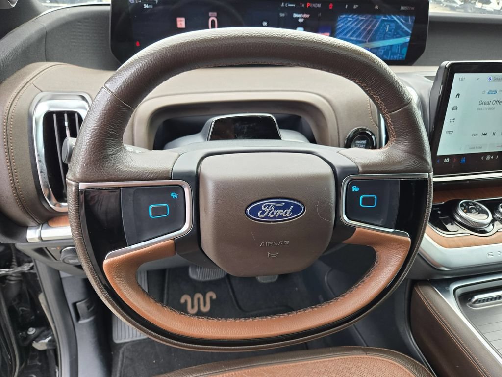Used 2025 Ford Expedition Max King Ranch AWD/4WD image 16