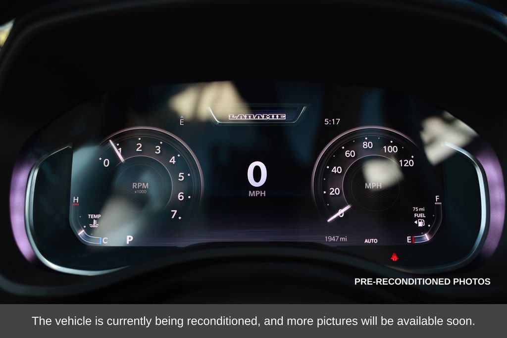 Used 2025 RAM 1500 Laramie image 21