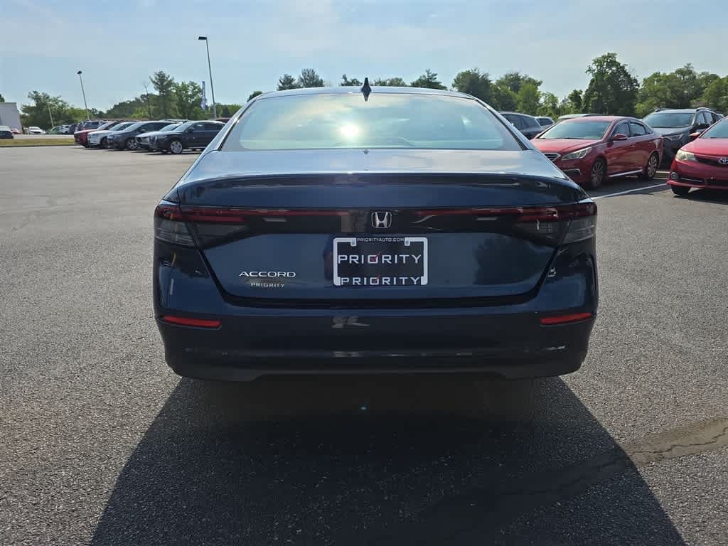 Certified 2024 Honda Accord EX image 9