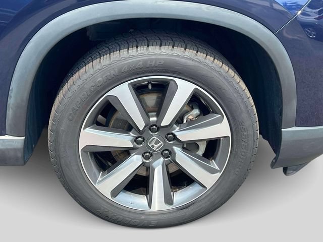 Used 2023 Honda Pilot Touring image 11