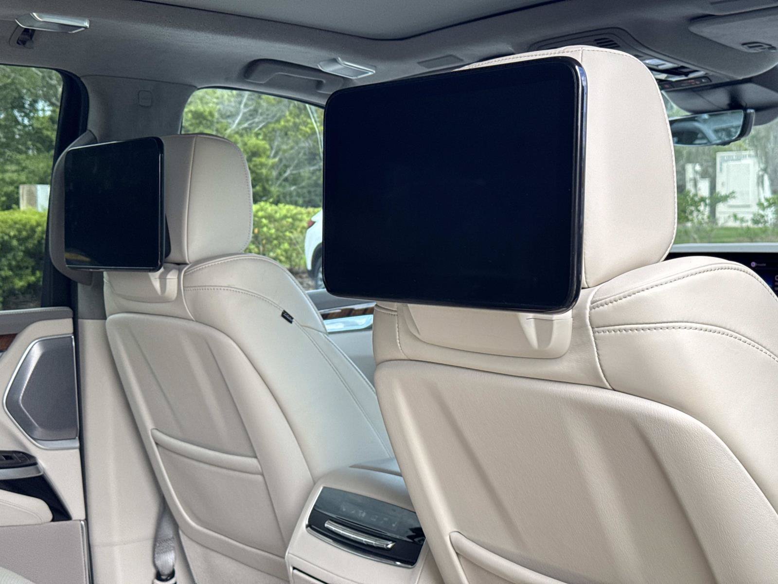 Used 2025 Cadillac Escalade Sport Platinum AWD/4WD image 27