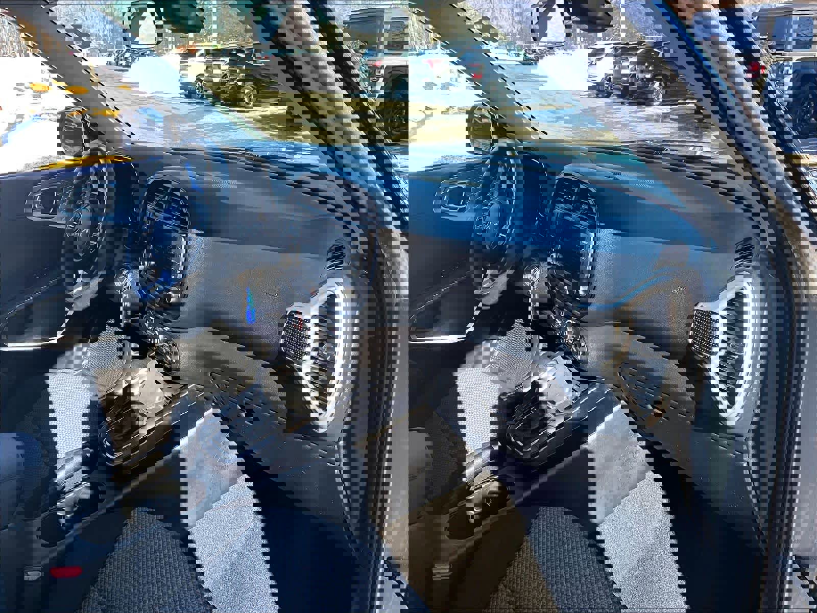 Used 2023 Kia Soul LX w/ LX Technology Package image 14