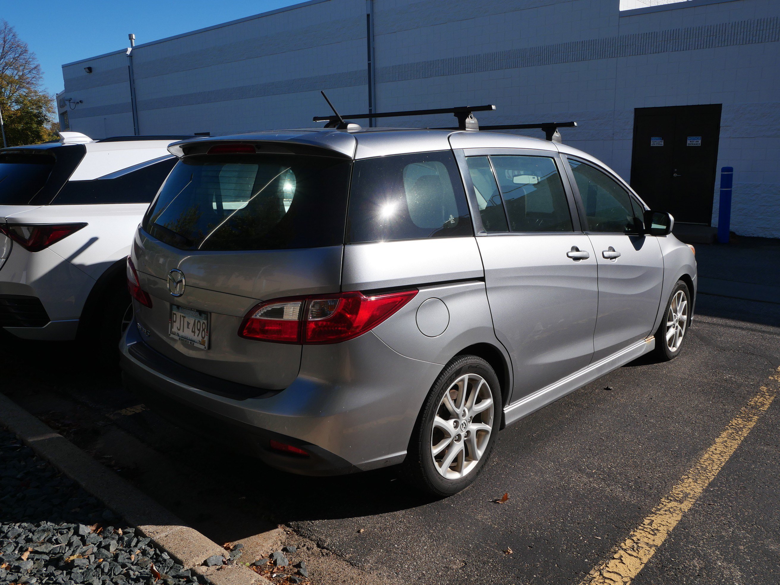 Used 2012 MAZDA MAZDA5 Grand Touring FWD image 7