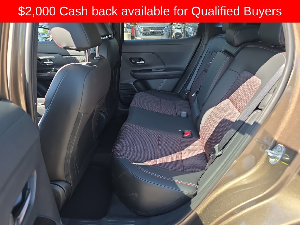 New 2027 Nissan Kicks SR FWD image 32