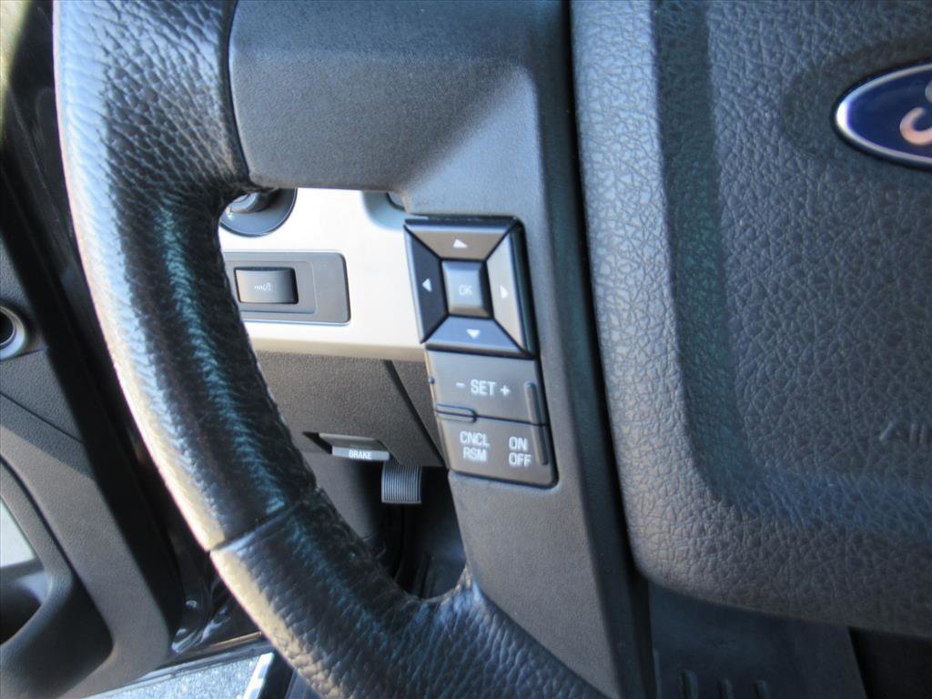 Used 2014 Ford F150 Lariat w/ Lariat Chrome Package image 18