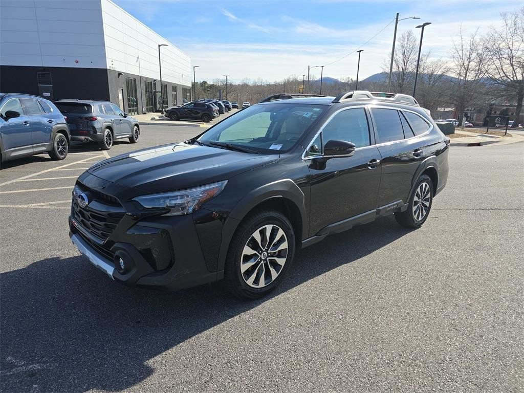 Used 2023 Subaru Outback Limited image 8