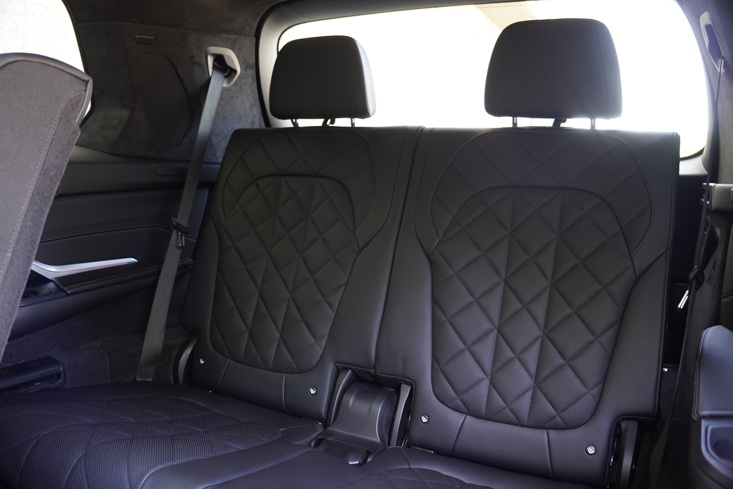 Used 2024 BMW X7 xDrive40i w/ M Sport Package AWD/4WD image 30