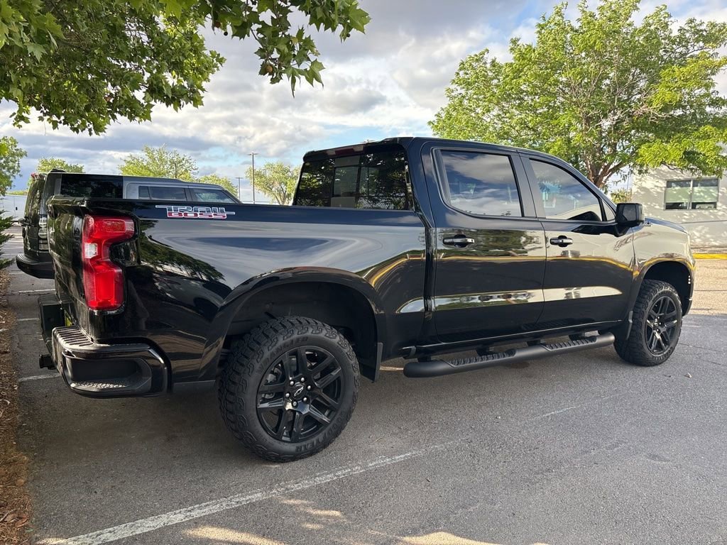 Certified 2024 Chevrolet Silverado 1500 LT Trail Boss w/ LT Trail Boss Premium Package AWD/4WD image 4
