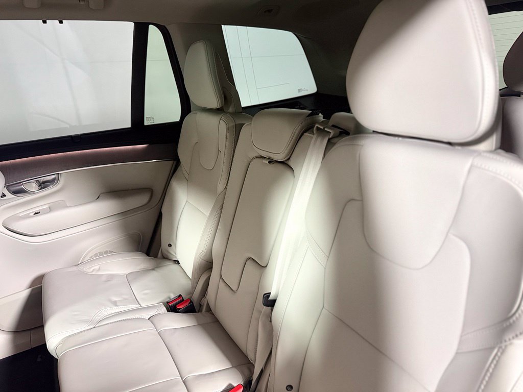 Used 2026 Volvo XC90 B6 Ultra w/ Protection Package AWD/4WD image 23