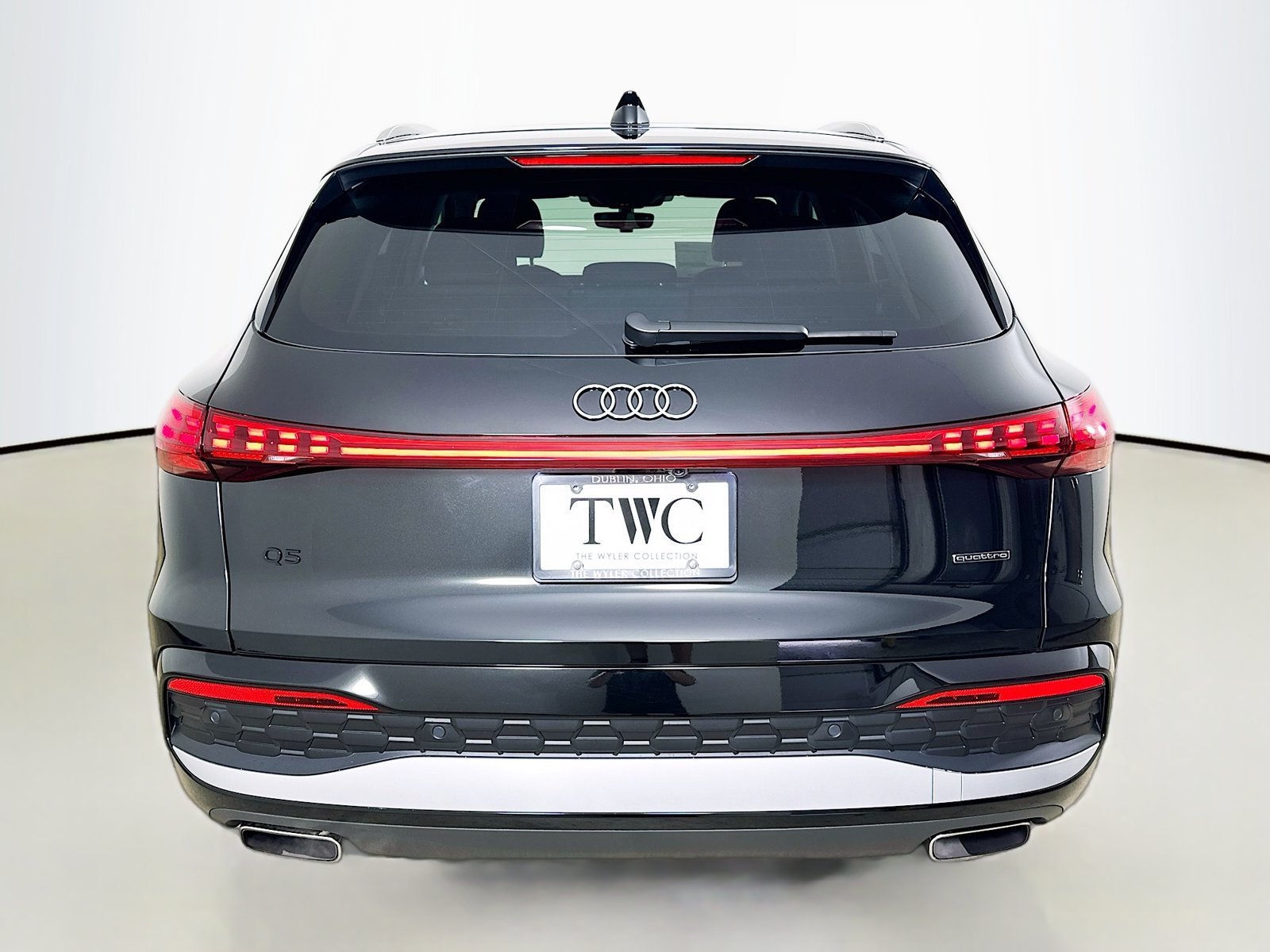 New 2026 Audi Q5 Premium Plus w/ Premium Plus AWD/4WD image 6