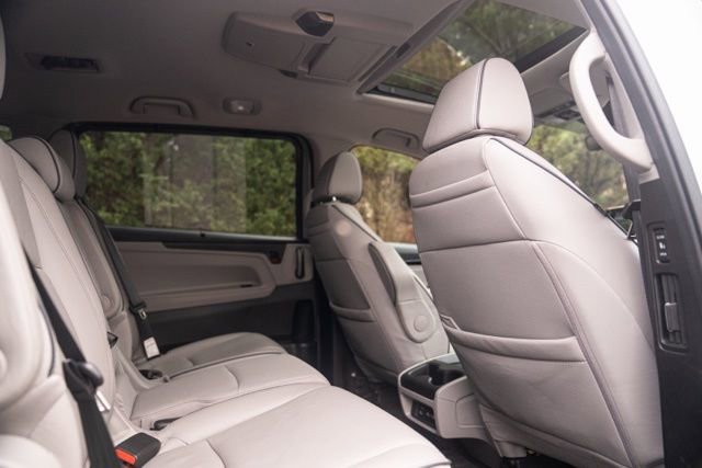 Used 2023 Honda Odyssey Elite image 59