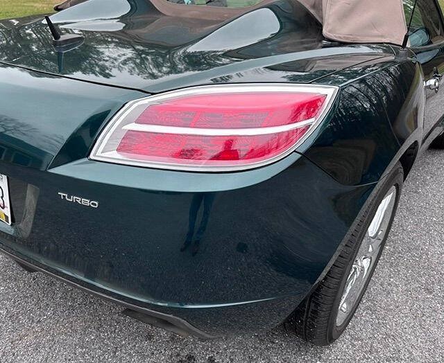 Used 2008 Saturn Sky Red Line RWD image 12