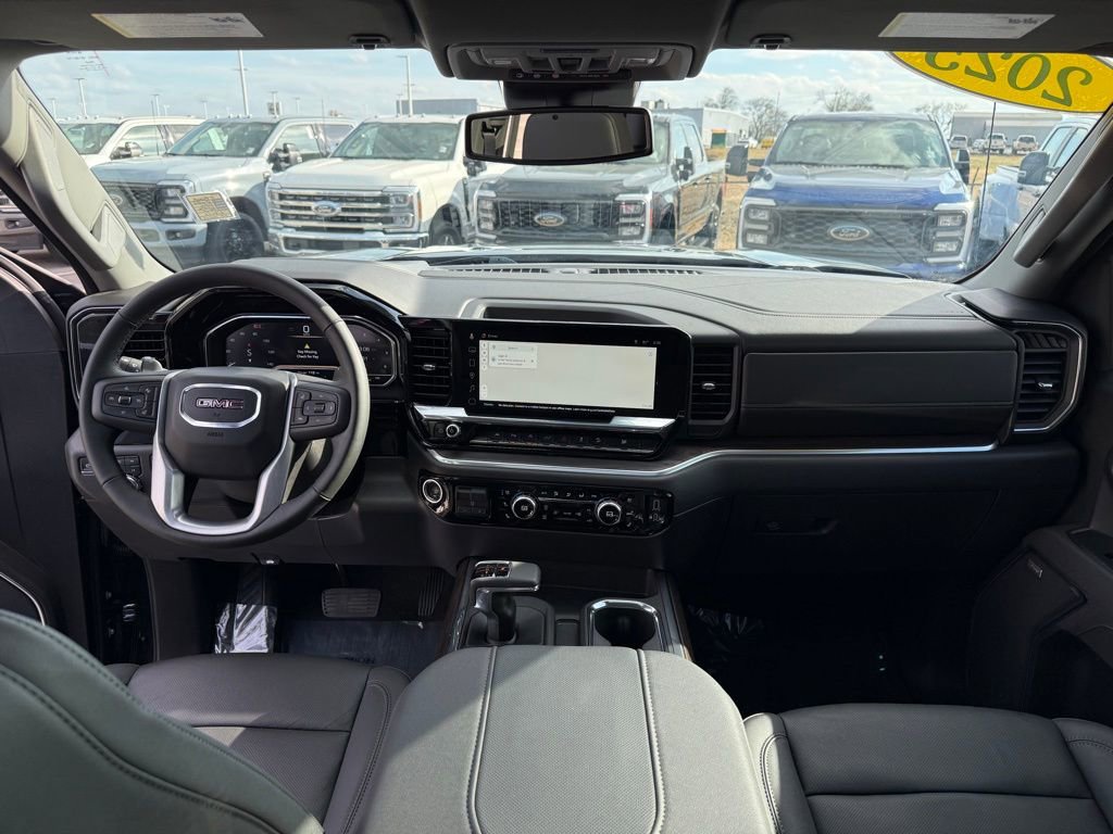 Used 2025 GMC Sierra 1500 SLT w/ SLT Premium Plus Package image 15