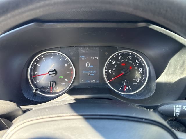 Used 2022 Toyota RAV4 XLE image 8