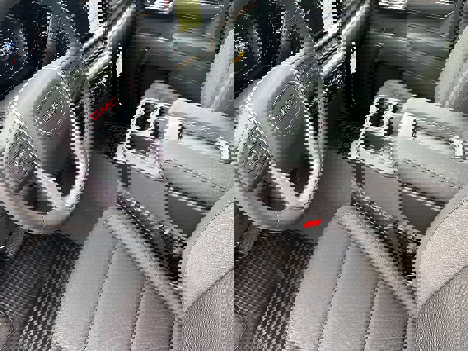 New 2026 GMC Sierra 1500 SLE w/ LPO, Black Badging Package image 9