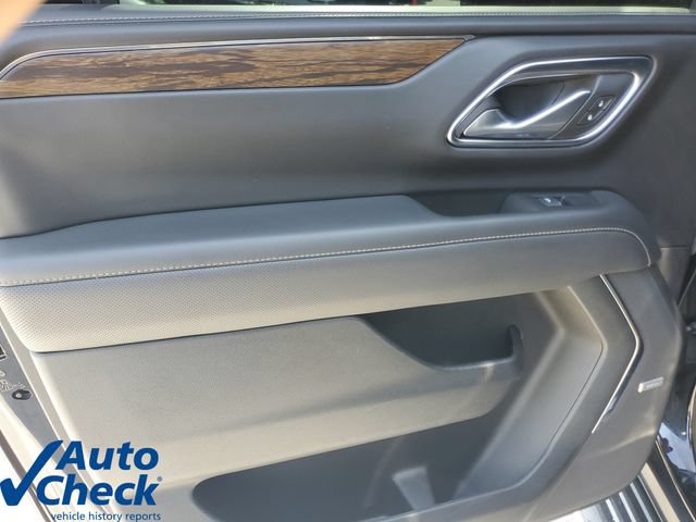 Used 2023 Chevrolet Suburban Premier w/ Premium Package RWD image 15