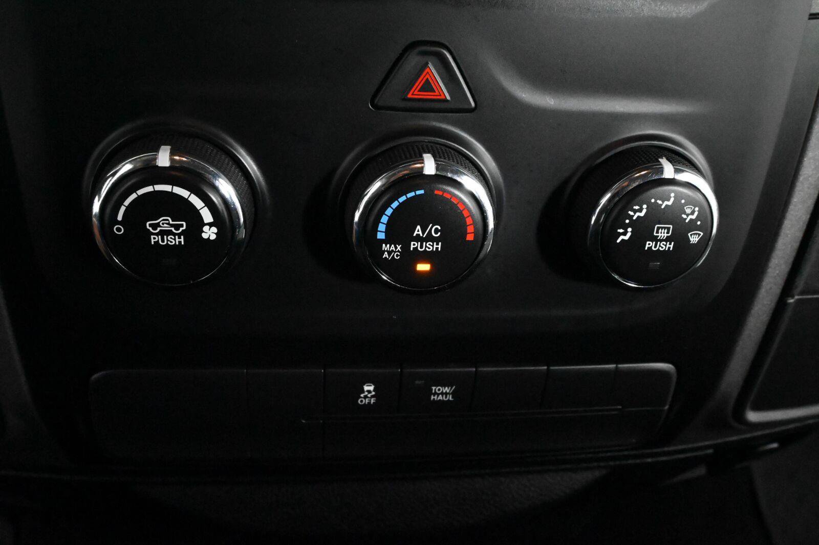 Used 2016 RAM 1500 Express w/ Black Ram 1500 Express Group AWD/4WD image 23