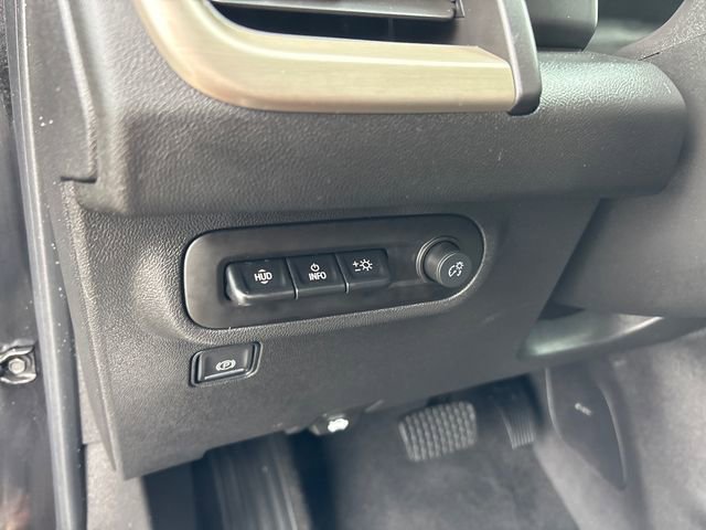 Used 2023 GMC Terrain Denali image 16