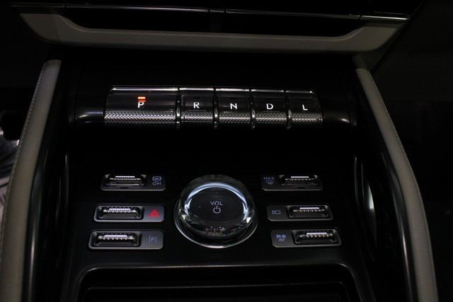 New 2026 Lincoln Nautilus Reserve AWD/4WD image 45