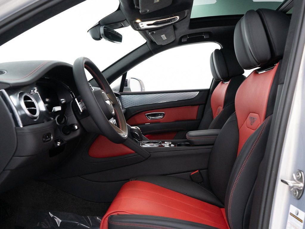 New 2025 Bentley Bentayga image 14