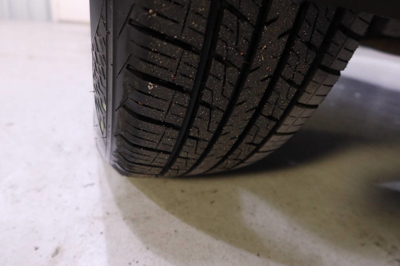 Used 2017 Nissan Rogue SL w/ SL Premium Package image 36