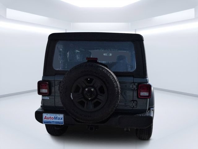 Used 2025 Jeep Wrangler Sport AWD/4WD image 4
