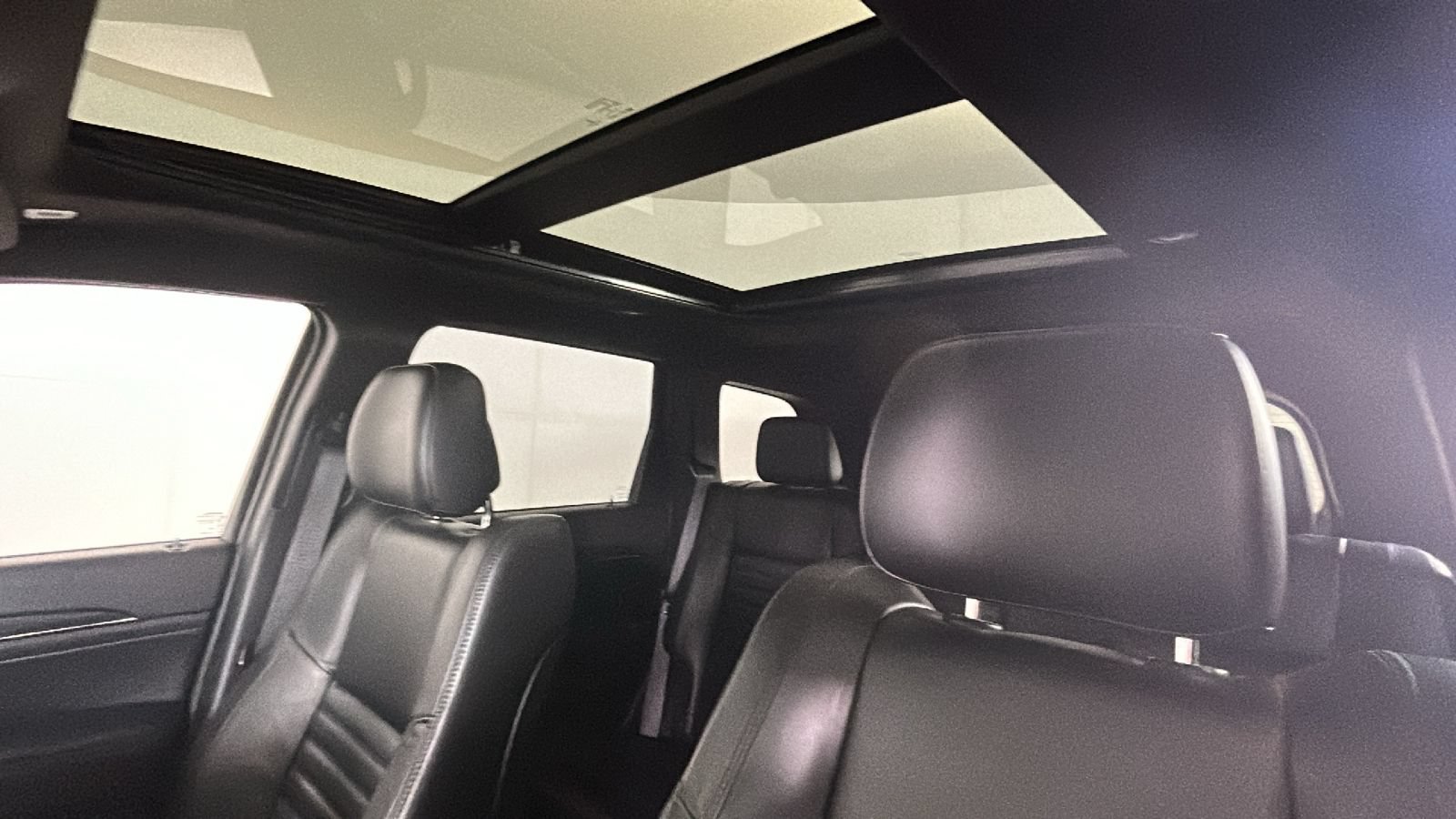 Used 2020 Jeep Grand Cherokee Limited X AWD/4WD image 14
