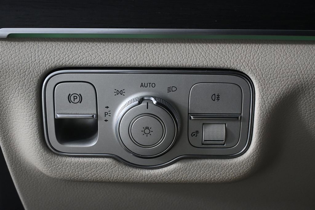 Used 2020 Mercedes-Benz GLS 450 4MATIC image 9