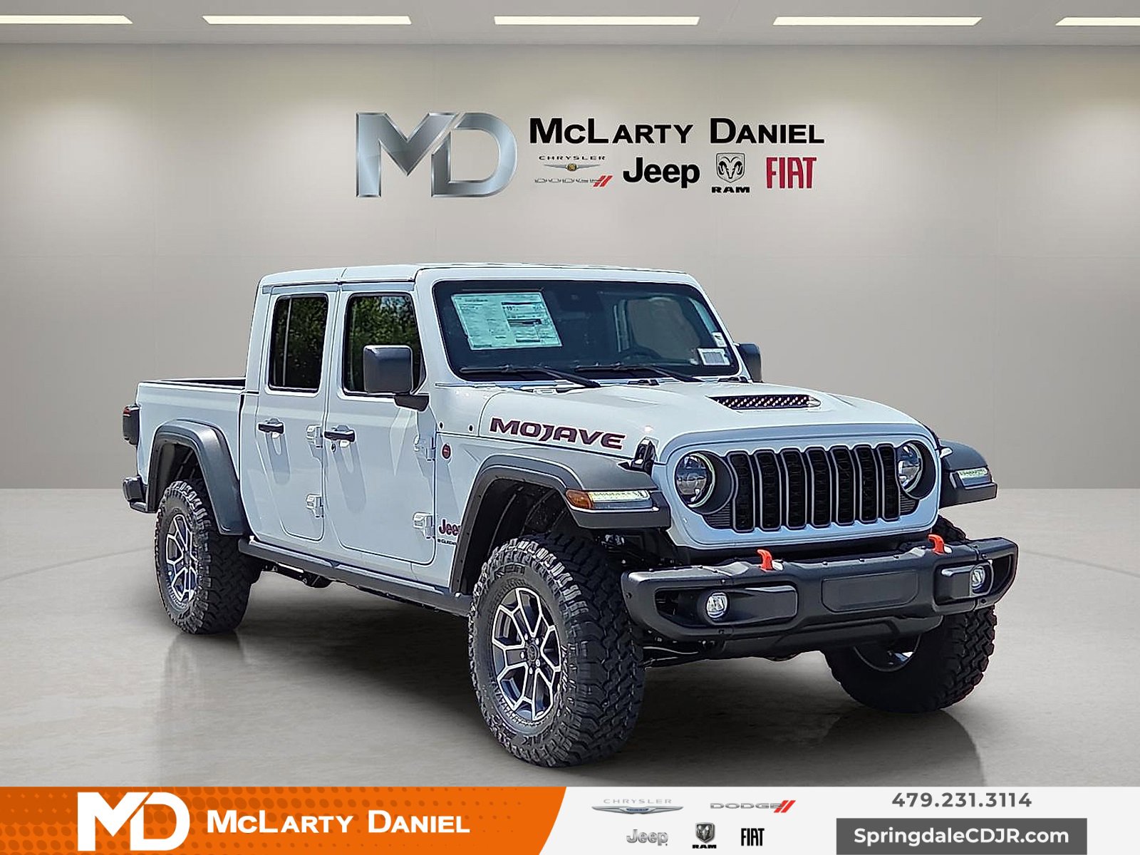 New 2025 Jeep Gladiator Mojave w/ Steel Bumper Group